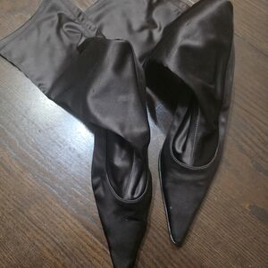Vero Cuoio Black Satin Heels